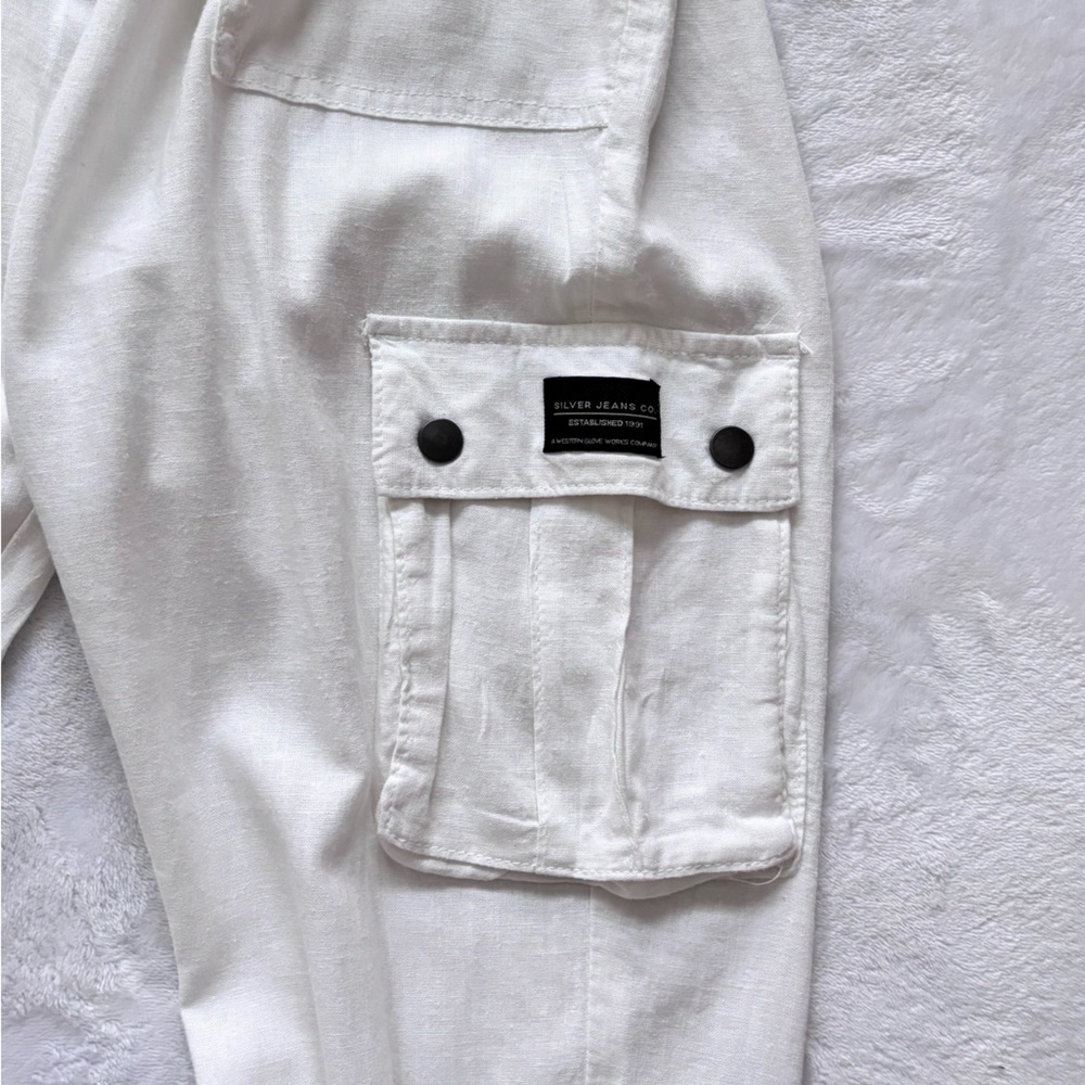 SILVER JEANS Charlotte High Waisted Straight Leg White Cargo Jogger--NWT--L - Picture 5 of 16